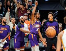 包含杜兰特状态火爆，亚洲杯半决赛对阵北京国安，迈阿密热火力争逆转的词条