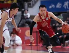 篮球明星赛吸引球迷狂欢，场场精彩对决的简单介绍