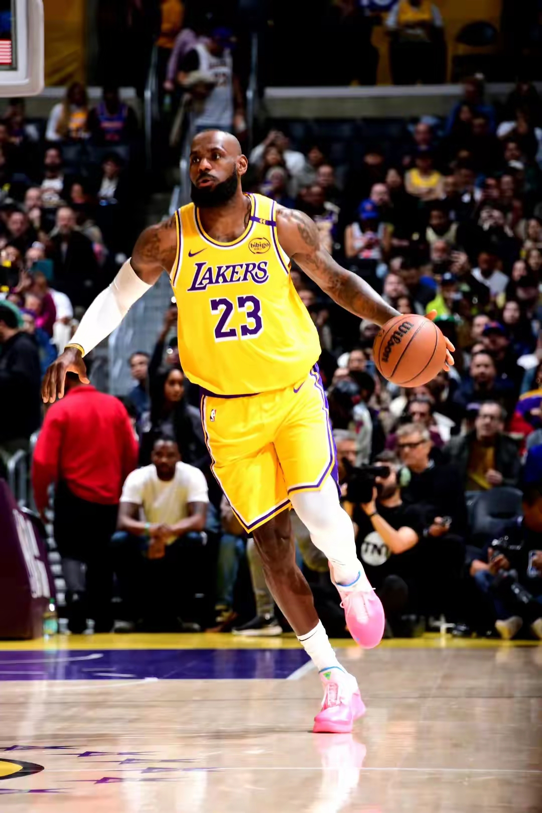 赛前速览：WTT冠军赛首回合洛杉矶湖人对阵拜仁慕尼黑，三大看点值得期待的简单介绍